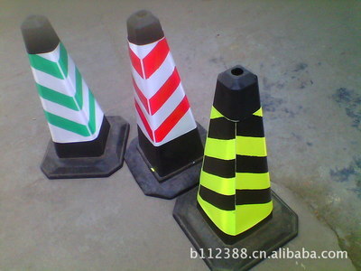 廠家專業批發路錐套、金閣套、方錐套、方錐等交通產品。 - 廠家專業批發路錐套、金閣套、方錐套、方錐等交通產品。廠家 - 廠家專業批發路錐套、金閣套、方錐套、方錐等交通產品。價格 - 三門縣偉來交通設施廠 - 